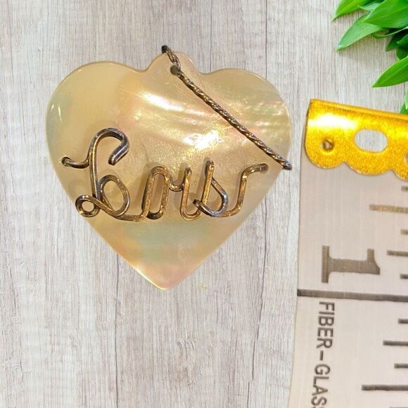 Vintage Mother of Pearl Sweetheart Pin Lois - Picture 9 of 9